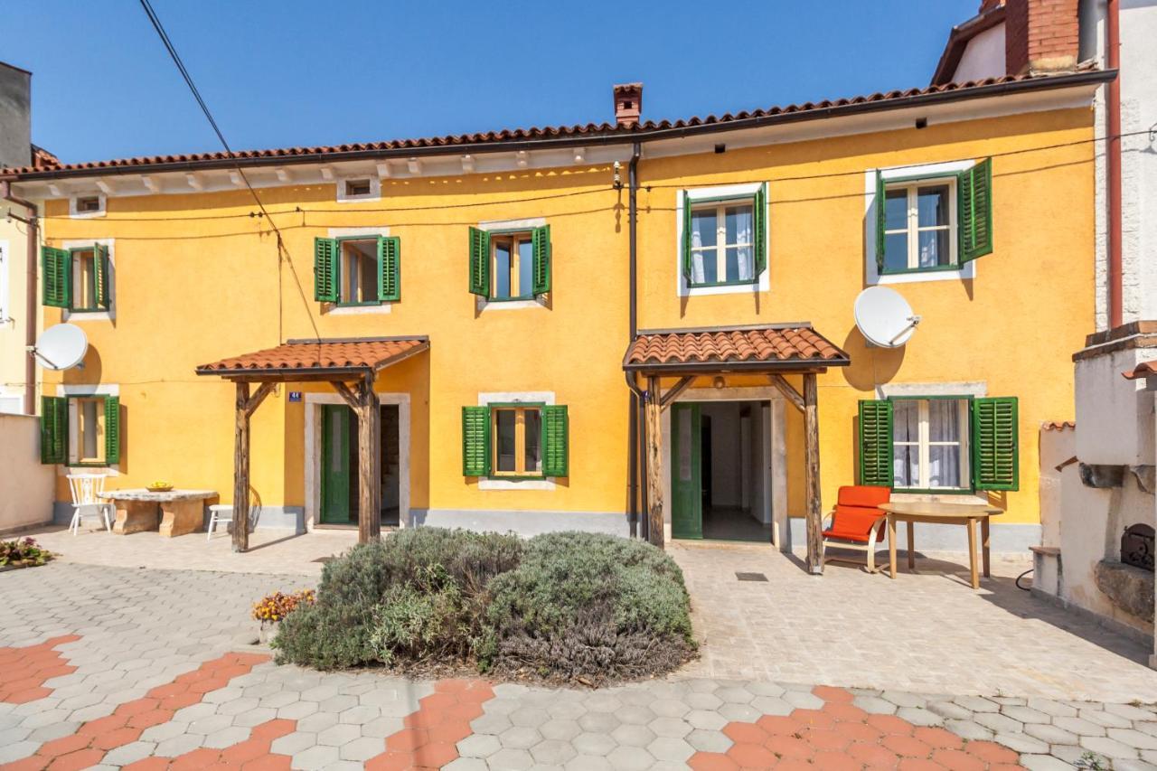 House Krizanic In Marcana, Istria, With 2 Apartments, Total 9 Guests Exterior photo