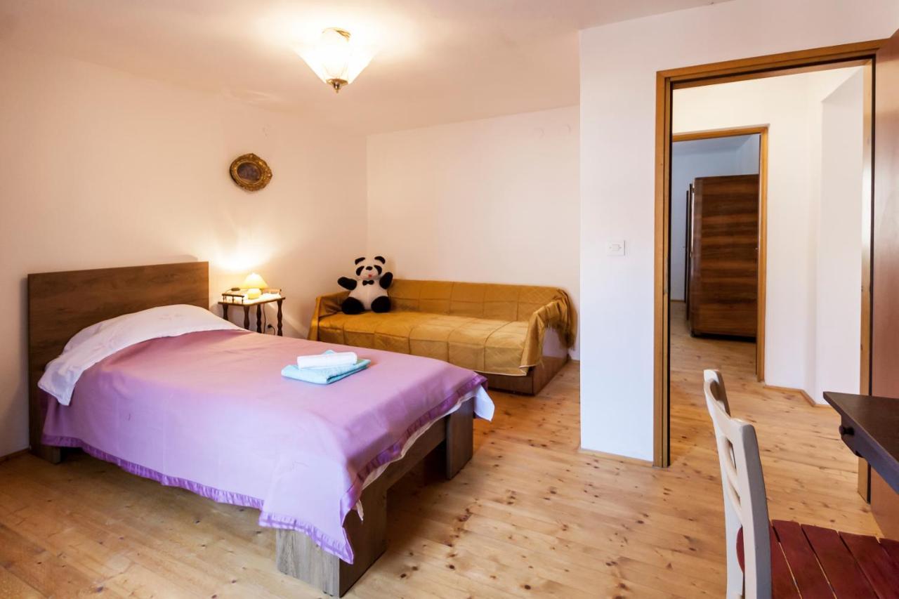 House Krizanic In Marcana, Istria, With 2 Apartments, Total 9 Guests Exterior photo
